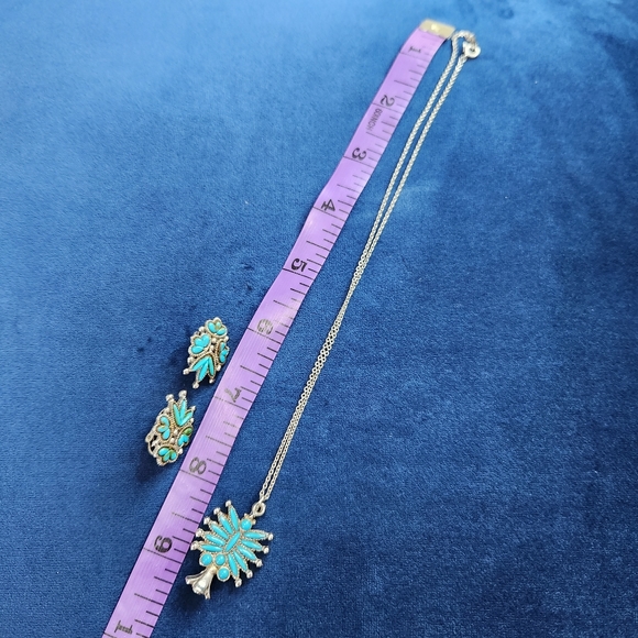 Vintage 90s Faux Turquoise Squash Blossom Silver Necklace Clip On Earrings Set - Picture 6 of 6